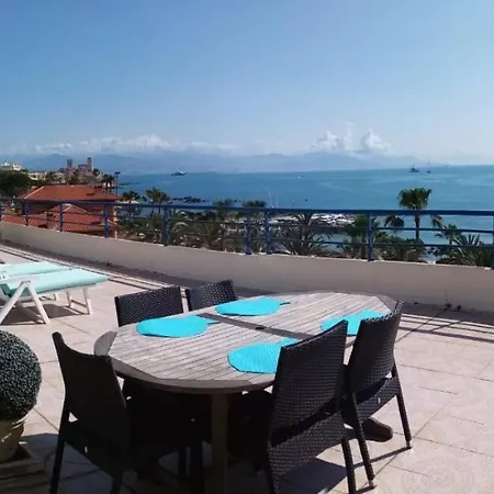 Rooftop Vue Апартаменты *